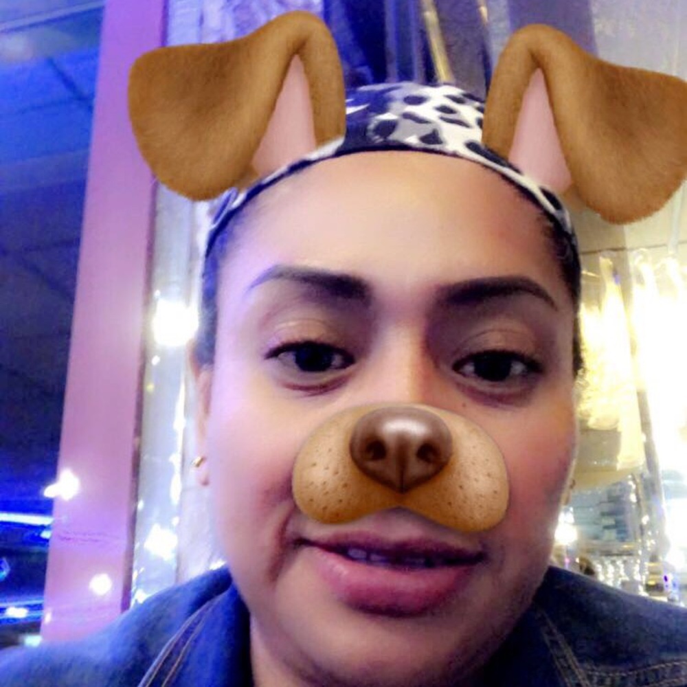 Meet your Posher, Nieves